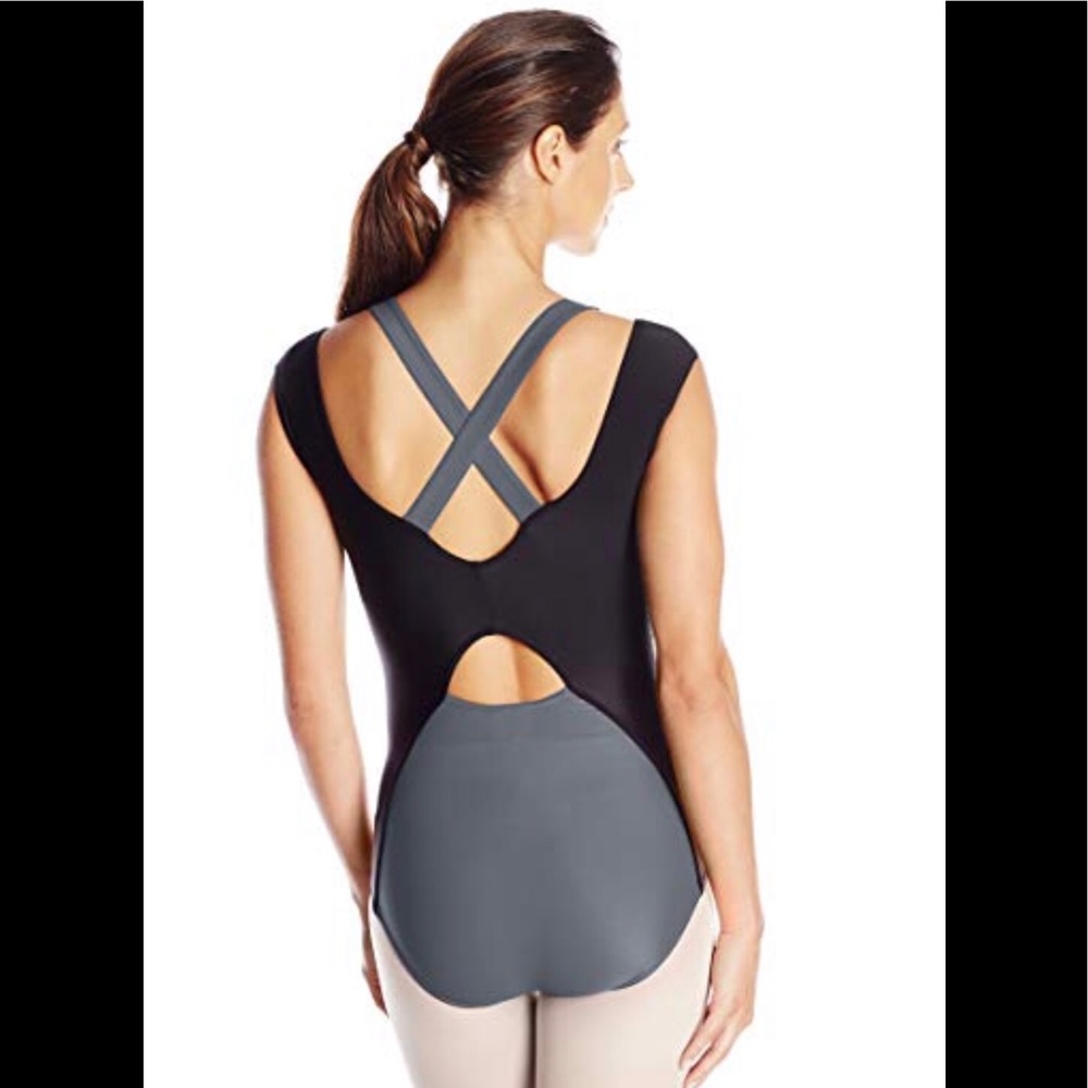 NWT Elegant leotard For fashion or work out